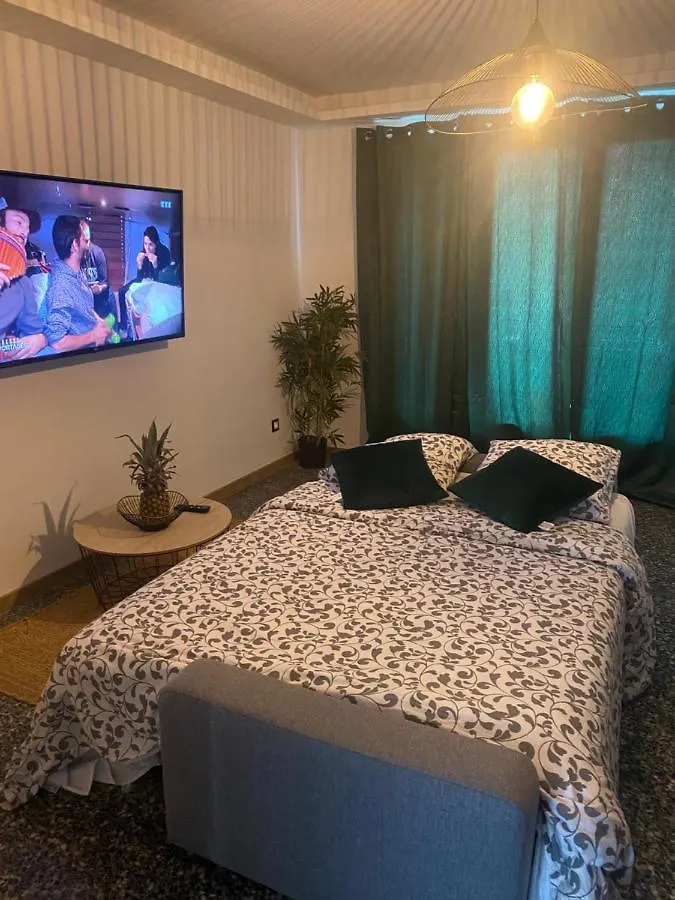 SALOU : SPACIEUX APPARTEMENT 100 M2 vue sur mer