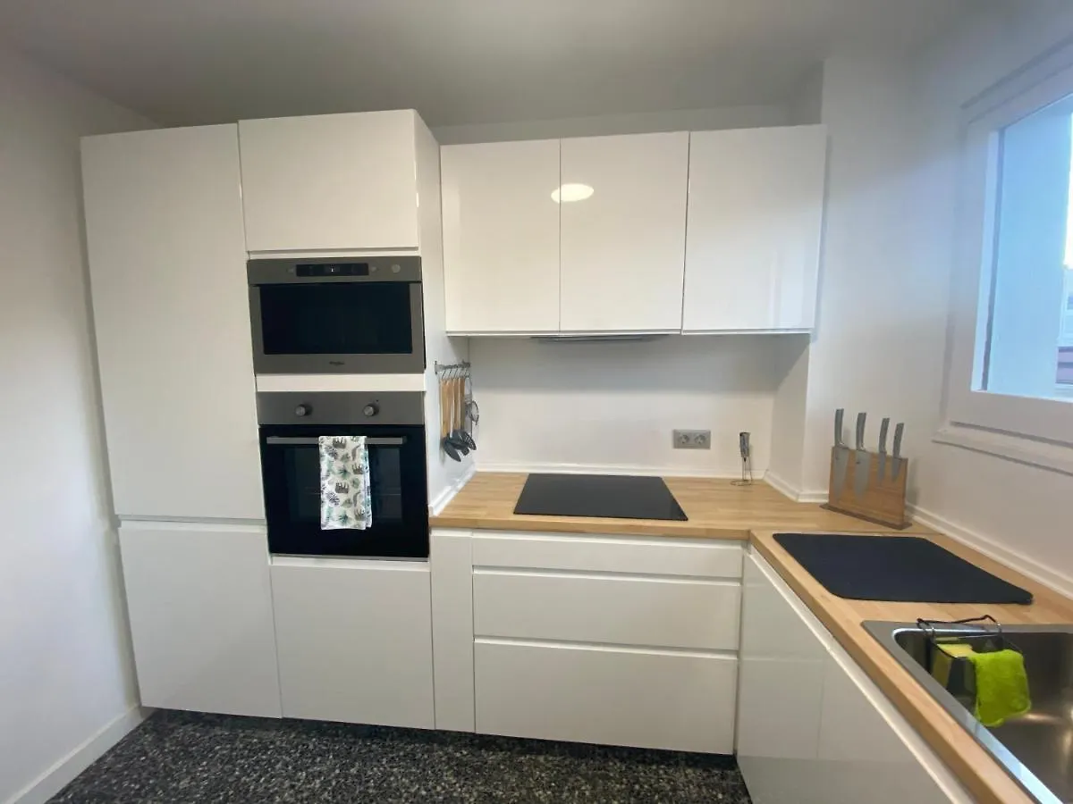 SALOU : SPACIEUX APPARTEMENT 100 M2 vue sur mer