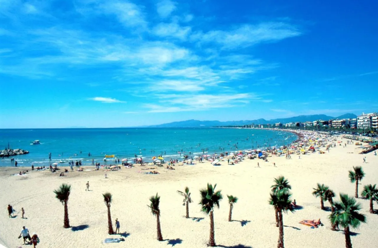 SALOU : SPACIEUX APPARTEMENT 100 M2 vue sur mer